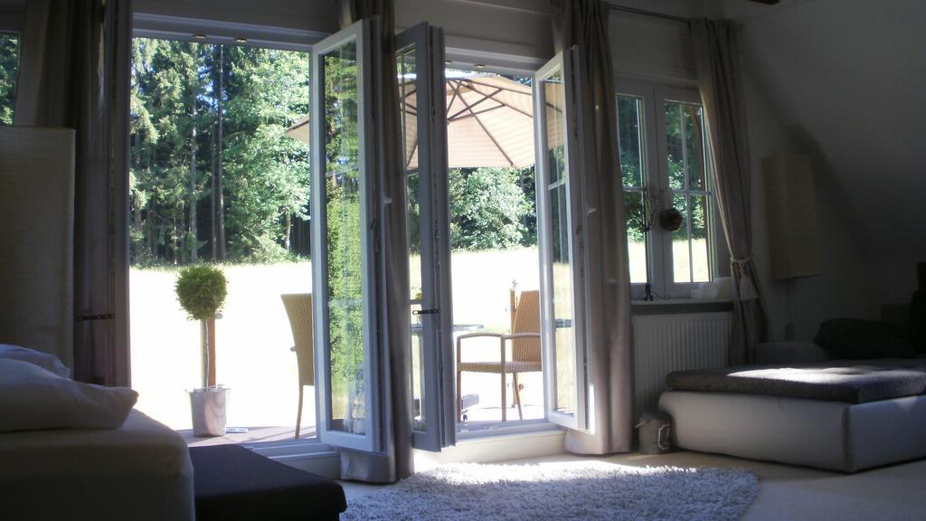Gaestezimmer Im Haus Am Wald Фройденштадт Номер фото